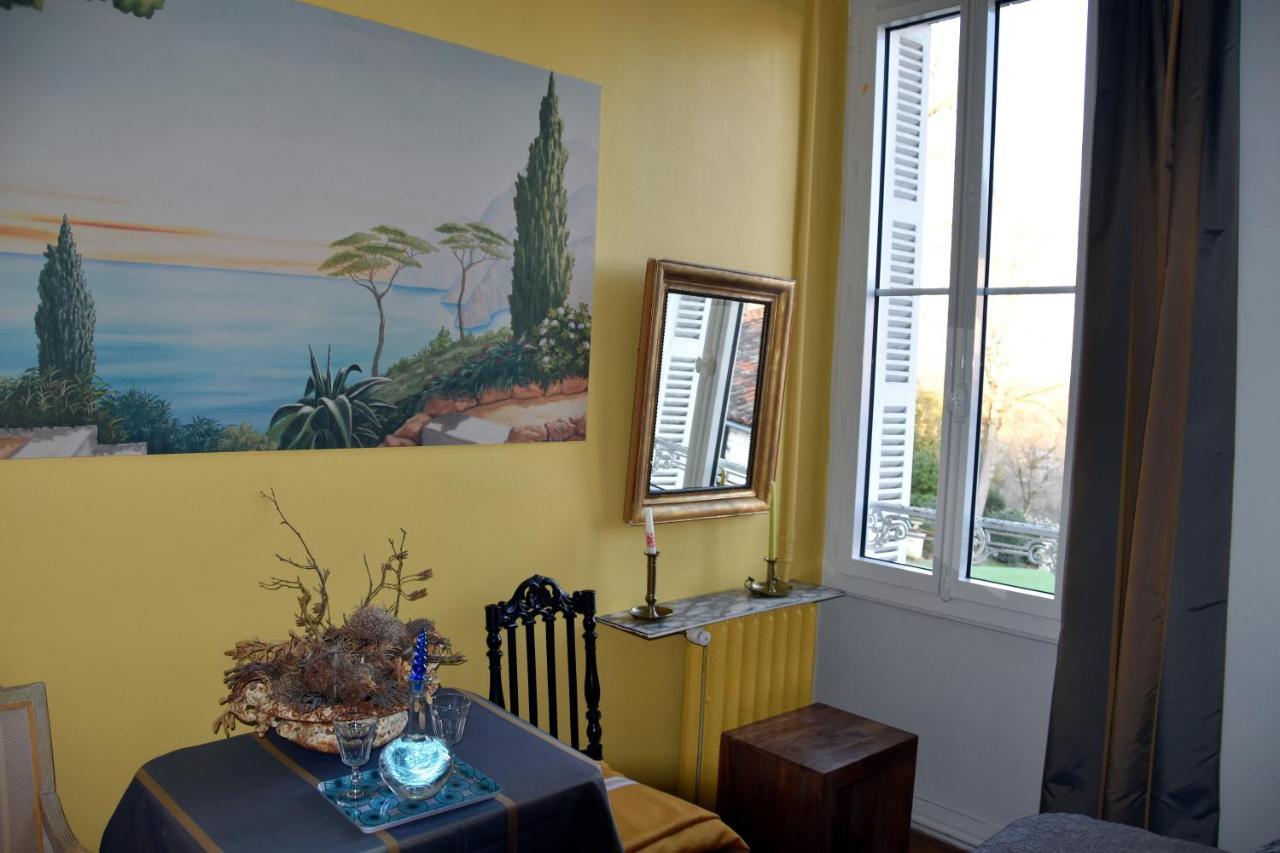 Les Hirondelles Bed & Breakfast Fleac Exterior foto