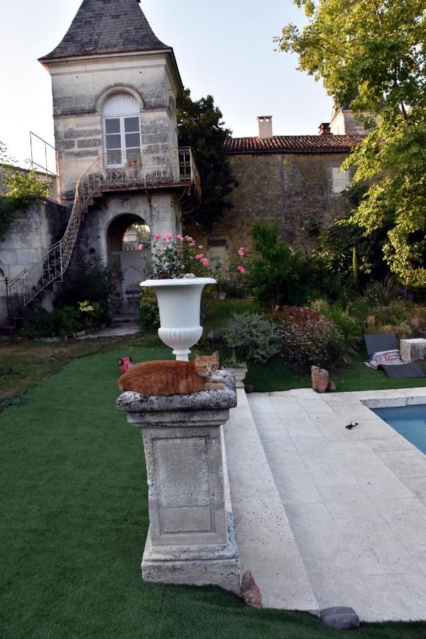 Les Hirondelles Bed & Breakfast Fleac Exterior foto